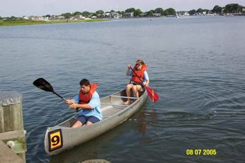Racers approaching the pier